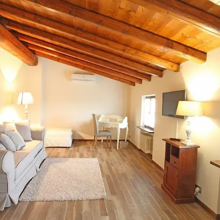 Ca' Bussola B&B 몬잠바노